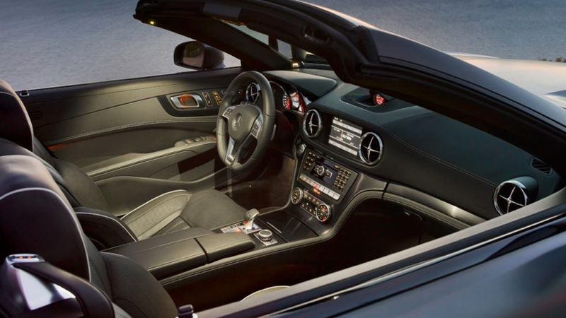 Illustration for article titled 2013 Mercedes-Benz SL: Photos
